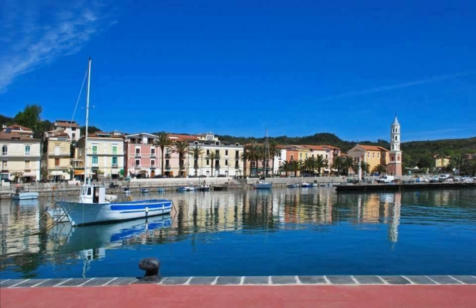 Apartamento By The Sea In Scario Exterior foto