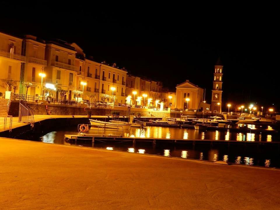 Apartamento By The Sea In Scario Exterior foto