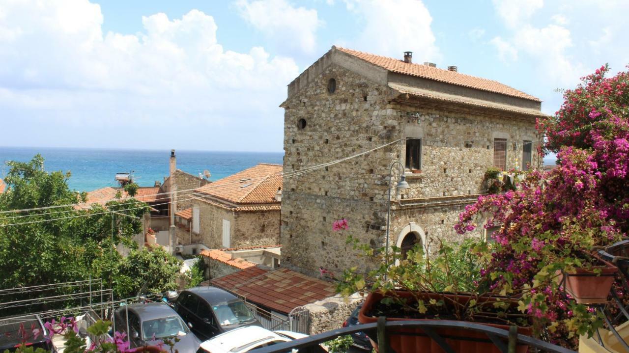 Apartamento By The Sea In Scario Exterior foto